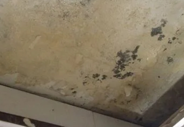 鄂托克旗阳台漏水维修公司分享下鄂托克旗卫生间渗水维修需要注意哪些问题。